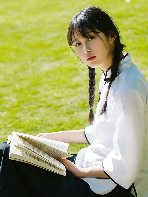 华体会手机网站-_跨界合作：体育品牌与时尚设计师联名系列_，著名体育品牌服装品牌