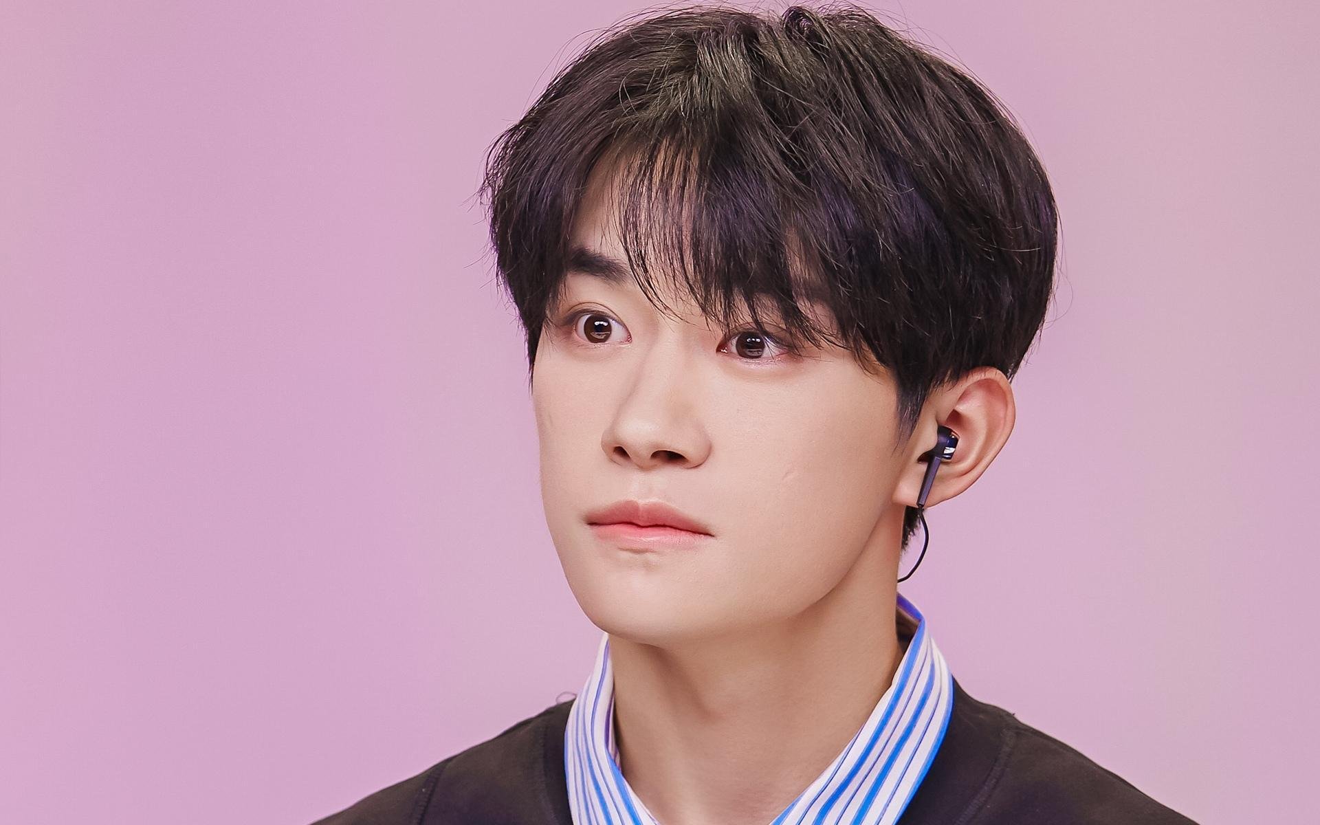 教练换人策略再受质疑，教练换了再遇到会尴尬吗