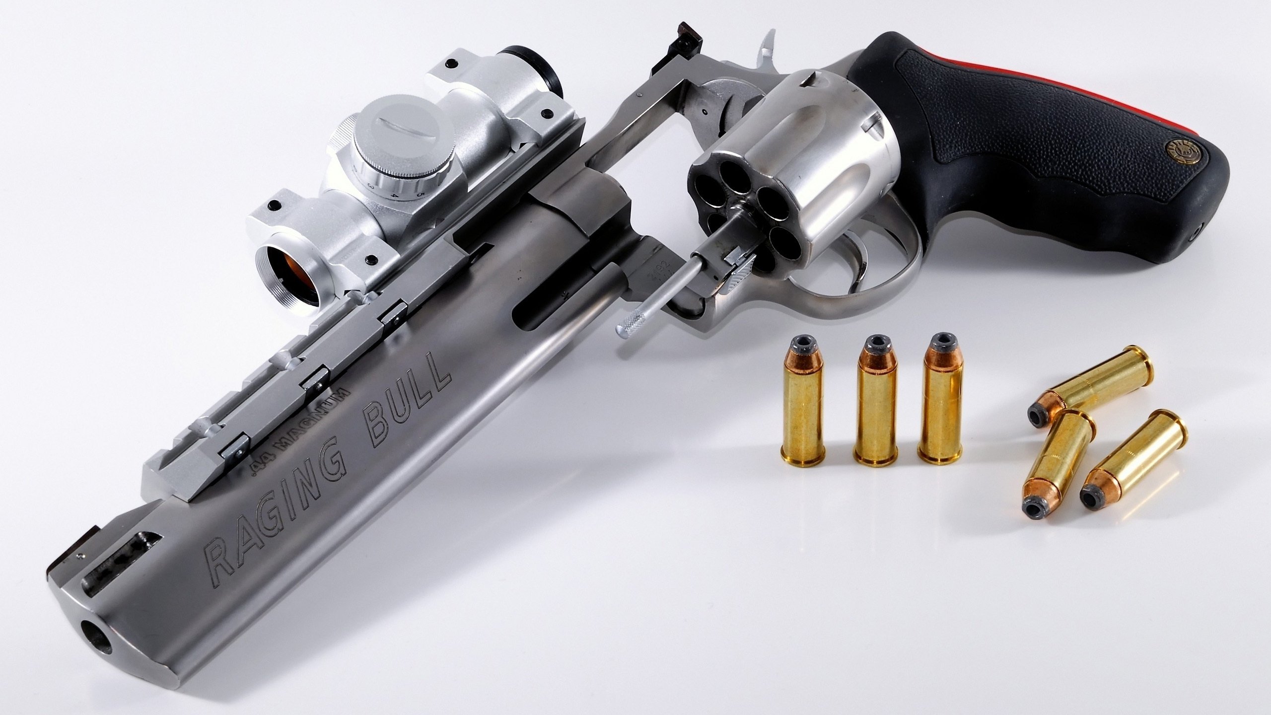 斯洛文尼亚队逼平乌克兰,成功保持不败,斯洛文尼亚联赛球队