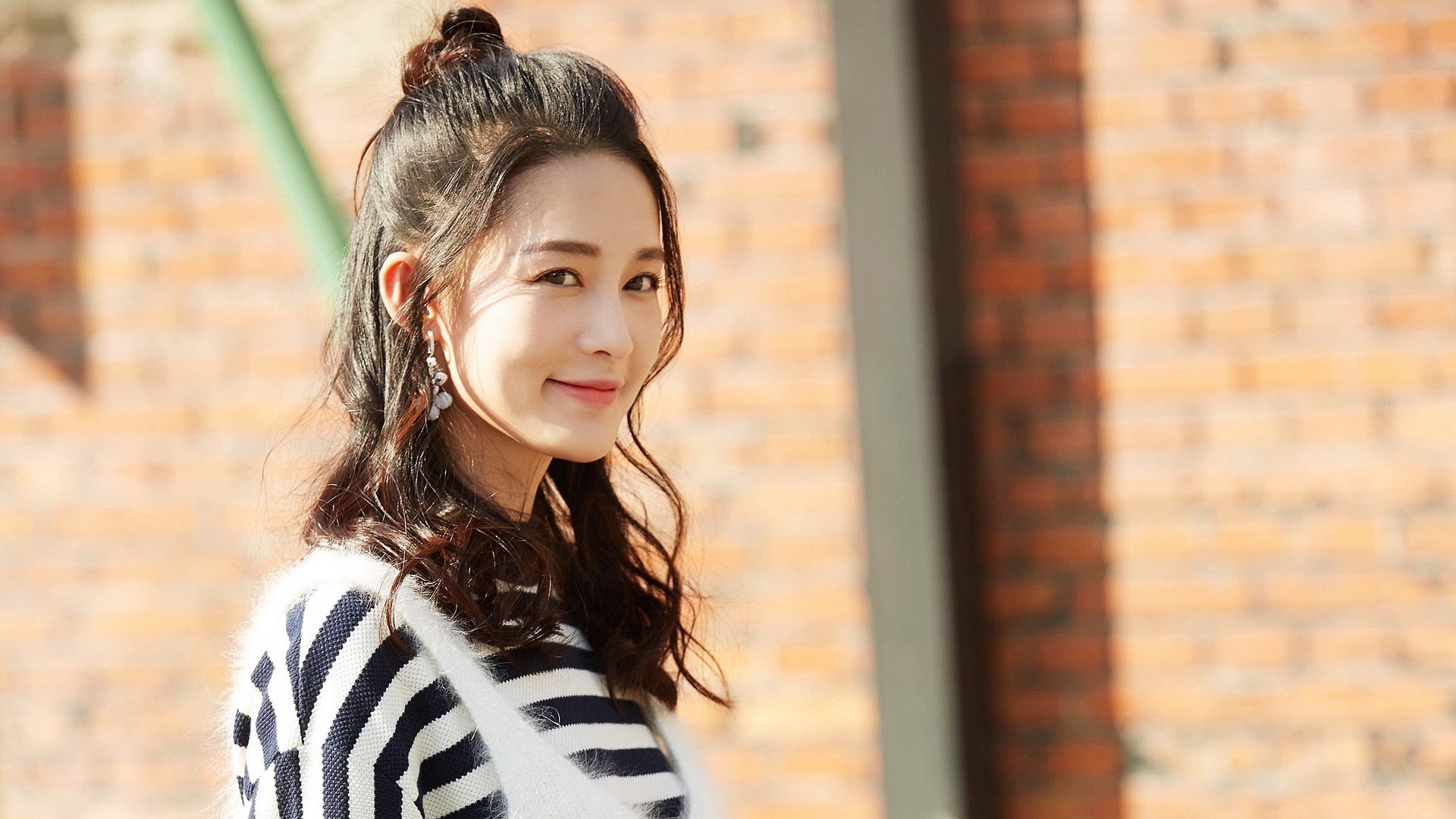 弗兰:凭借敏锐的场上判断,他帮助全黑队迅速掌控比赛节奏,弗兰效力过哪些球队